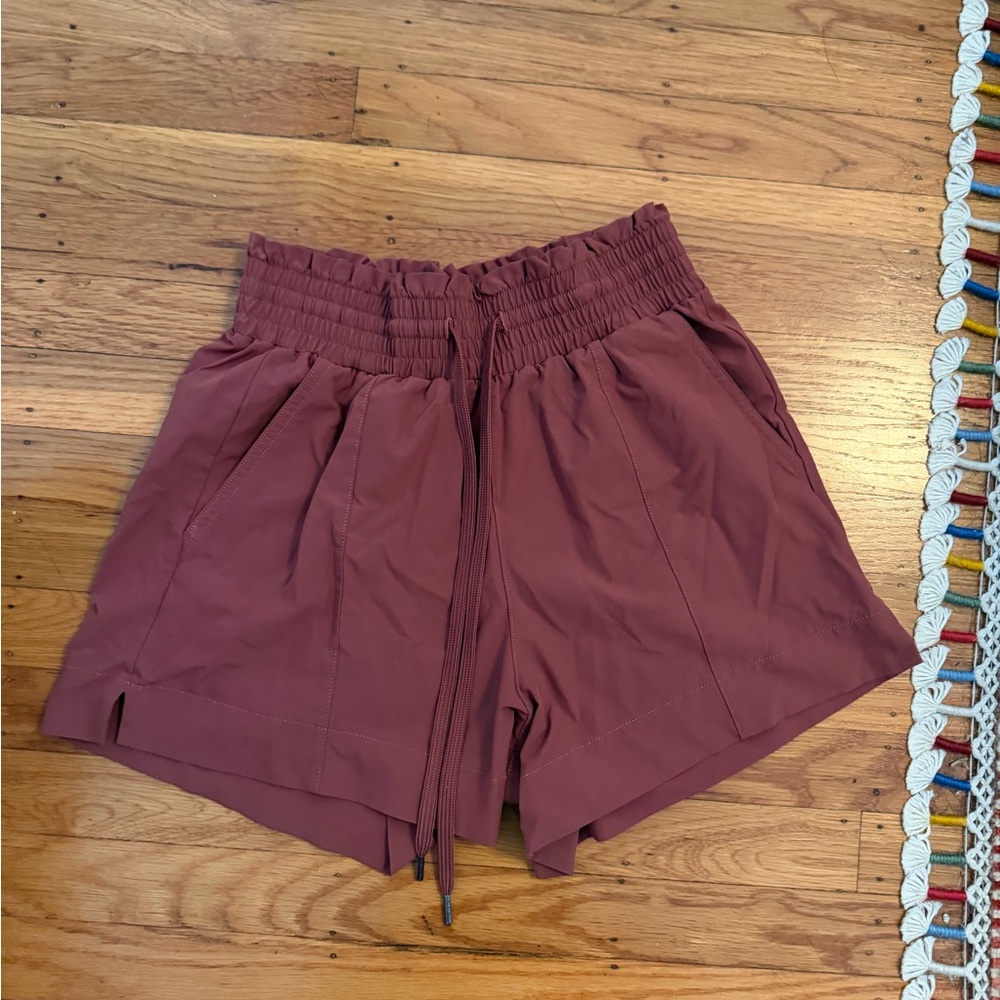 Abercrombie and Fitch Traveler shorts